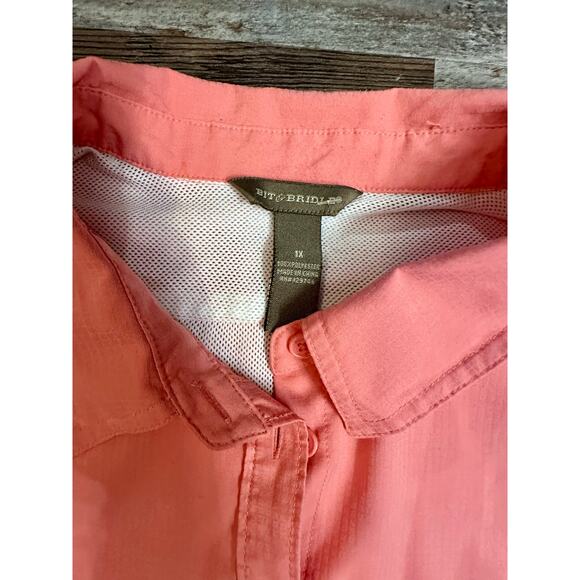 Bit & Bridle short sleeved women’s shirt size 1X - Picture 3 of 4